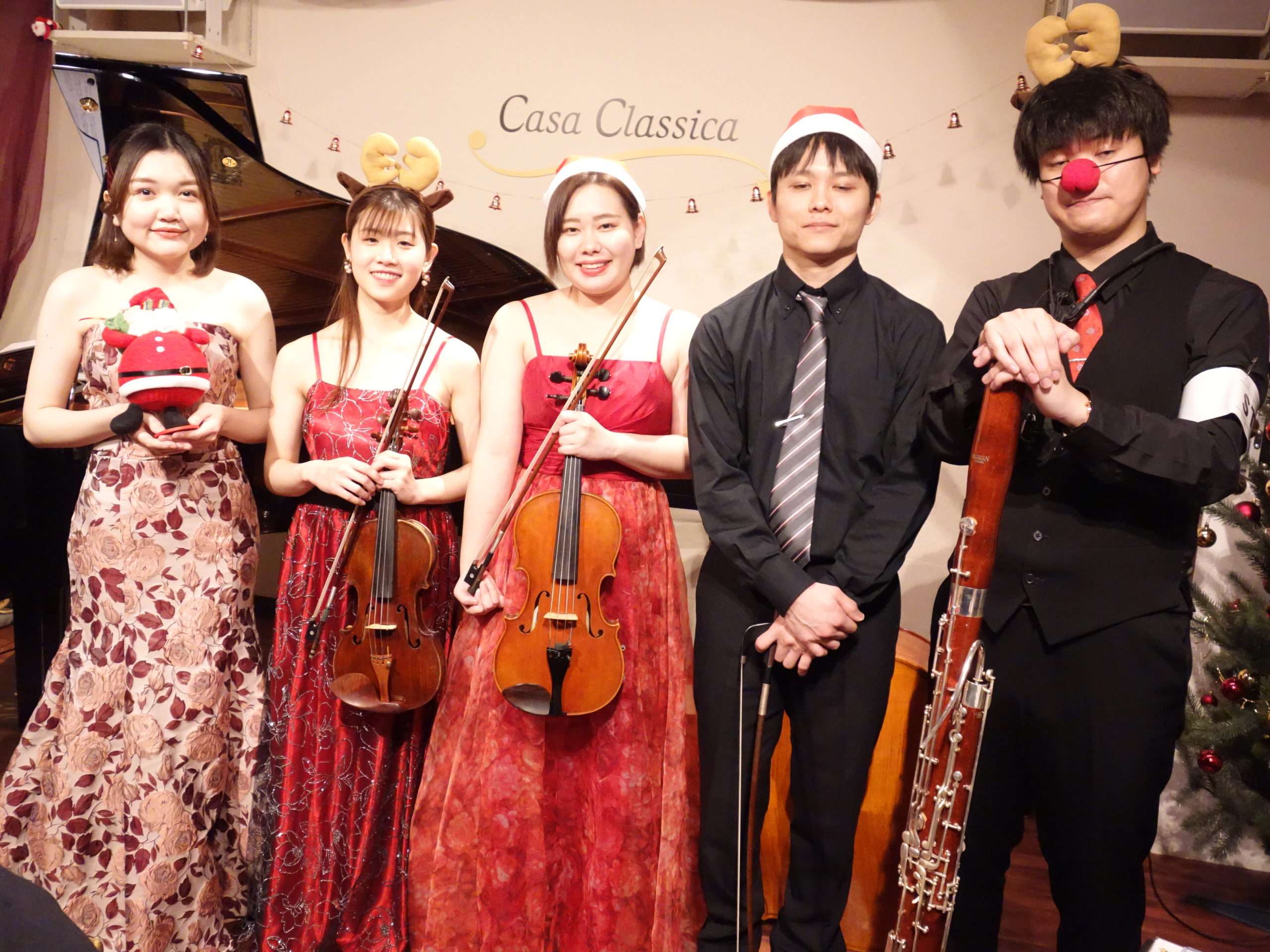 12月25日（日）昼の部 小布施彩香（司会・ピアノ）李玲花